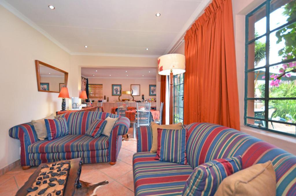 Cherry Tree Cottage B&B Linden Johannesburg Exterior photo